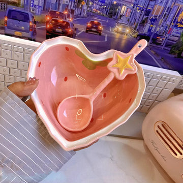Strawberry Ramen Bowls and Spoons Creative Ceramics Anti-scald Instant Noodle Bowl Cute Strawberry Bowl Pretty Bowl Soup bowl