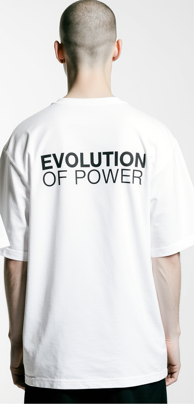 Oversized White T-Shirt for Men – Chess King Graphic – Streetwear "Evolution of Power"